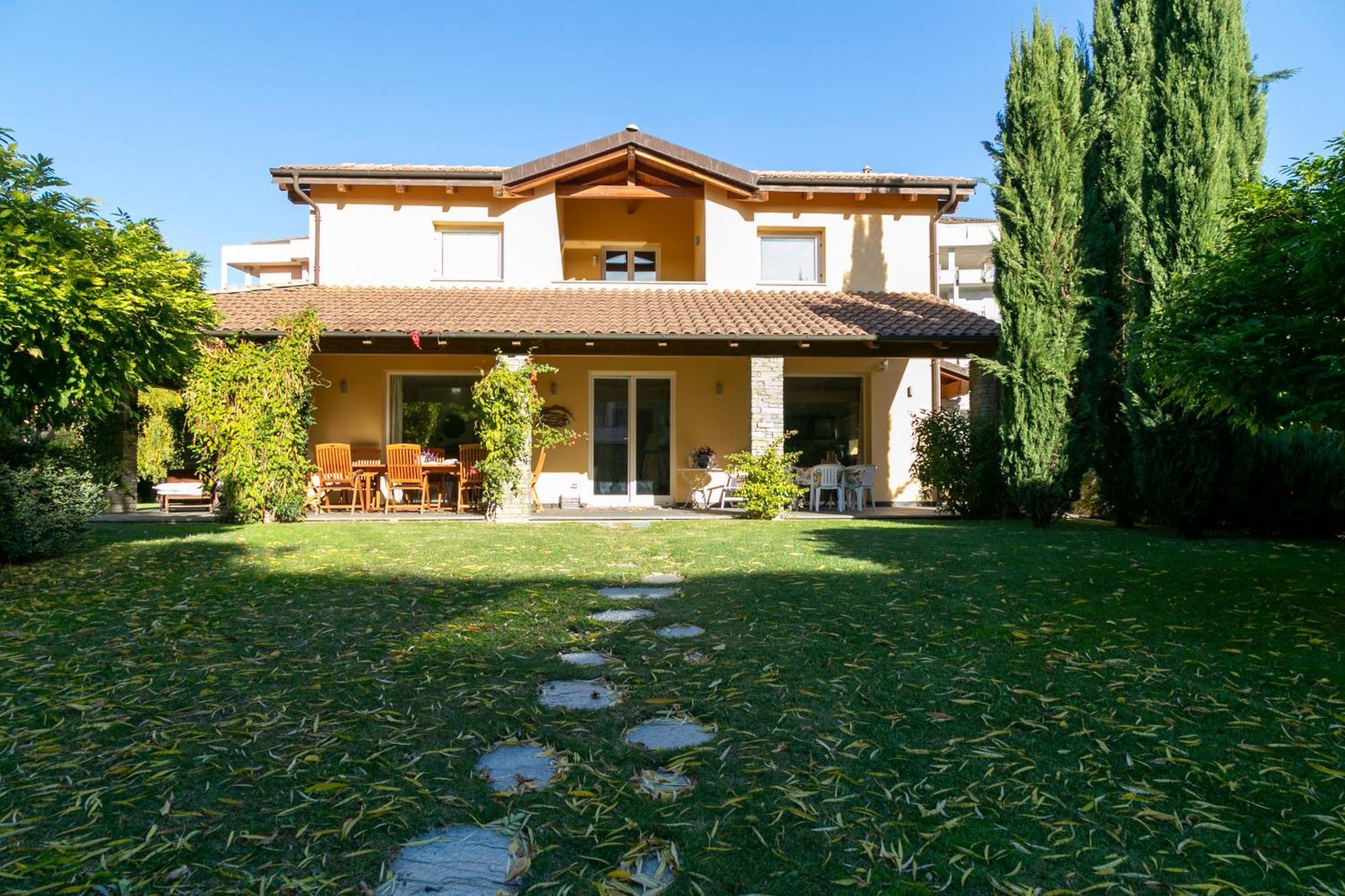 אלבניה Villa Marlene B&B מראה חיצוני תמונה